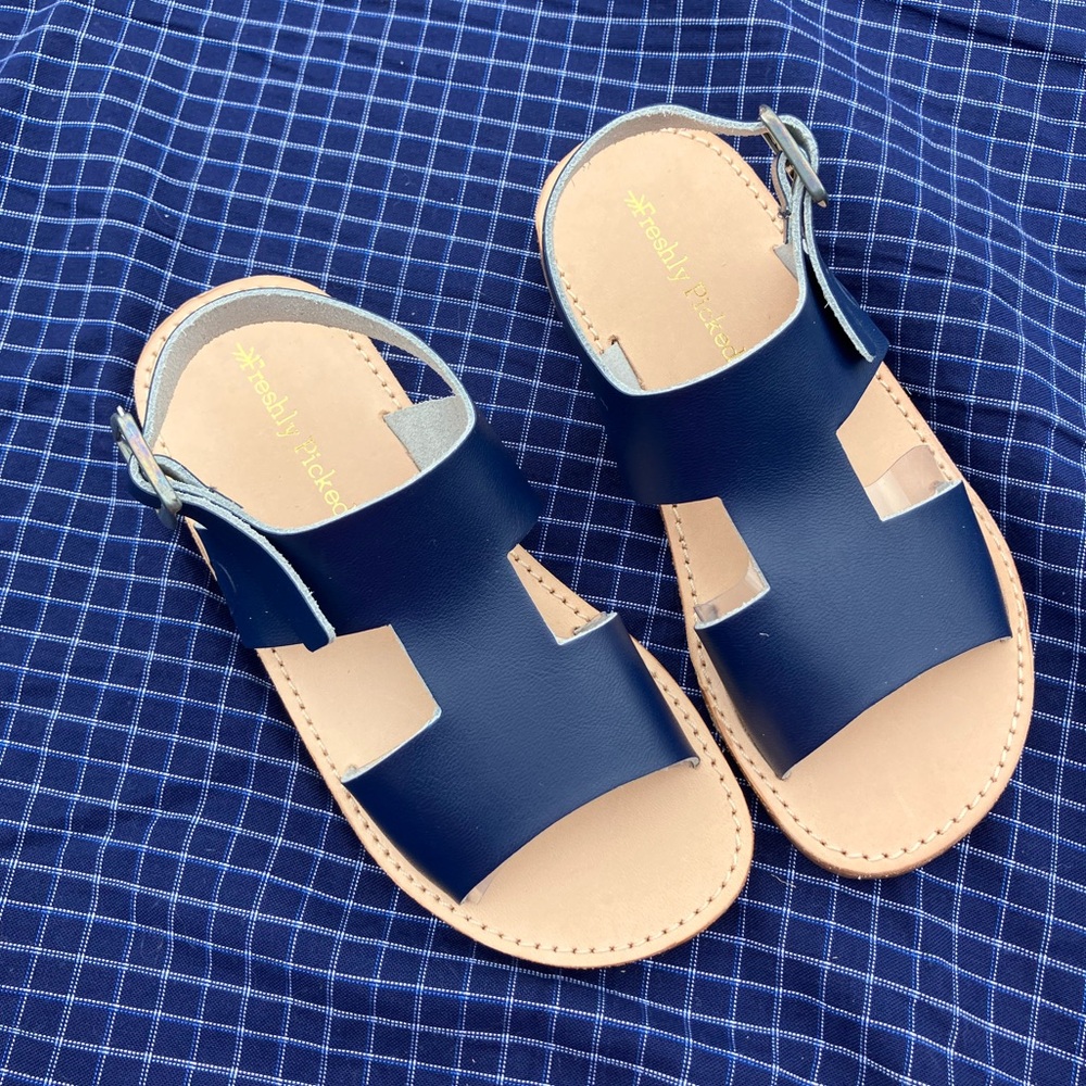 Freshly Picked Concord sandals NWOT size 11